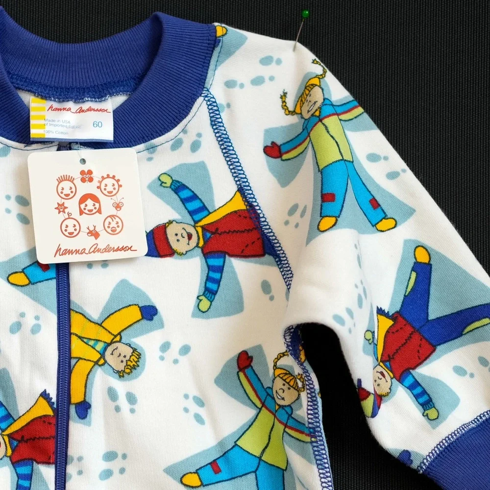 NWT 2-6M Sz 60 UNISEX - ORGANIC COTTON - SLEEP+PLAY CHILDREN PLAYING IN SNOW (5)